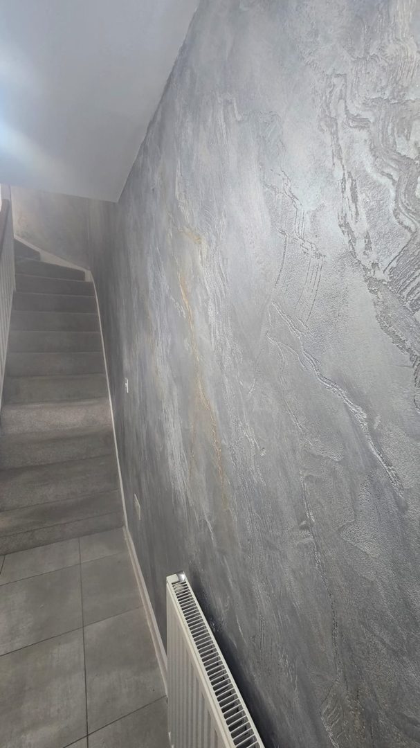 Artisan wall finish